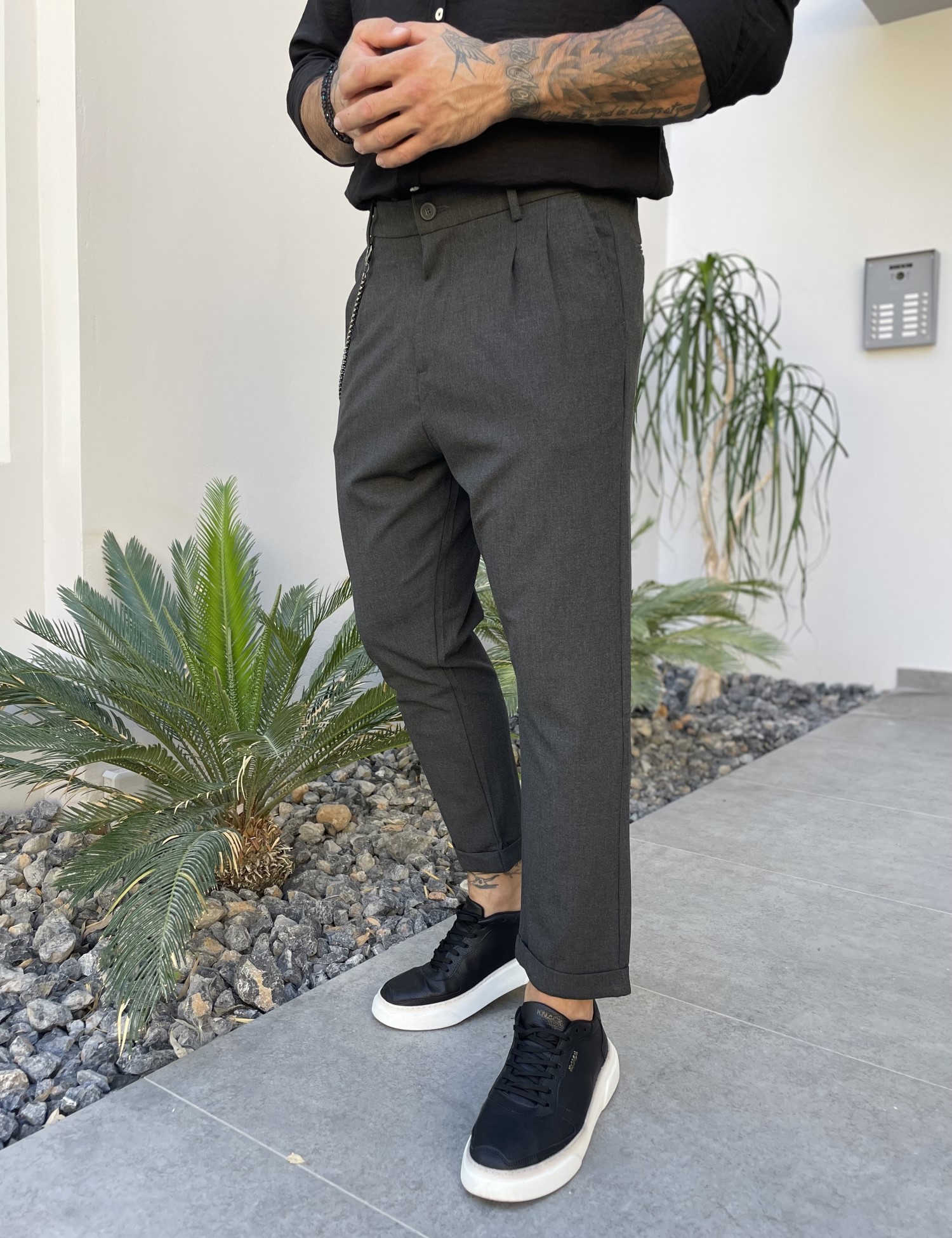 Joggermen ανδρικό γκρι υφασμάτινο παντελόνι με πιέτες και λάστιχο στην μέση 2003G φωτογραφία